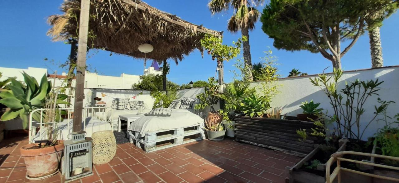 Casa En Loma Sancti Petri A 900 M De La Playa De La Barrosa Holiday home